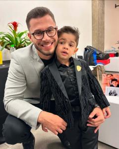 Léo não entra em campo desde o dia 13 de agosto do ano passado, quando sofreu uma entorse no joelho na partida contra o Joinville, em rodada do Brasileirão.