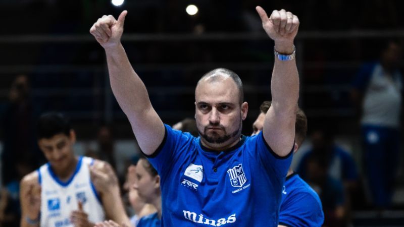Basquete: Minas acerta permanência do técnico Léo Costa