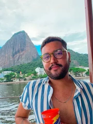 Jovem de 28 anos tem morte cerebral após ser espancado em assalto no Rio