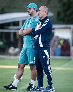 Leonardo Jardim comanda o Cruzeiro em dois jogos amistosos internacionais no Espírito Santo