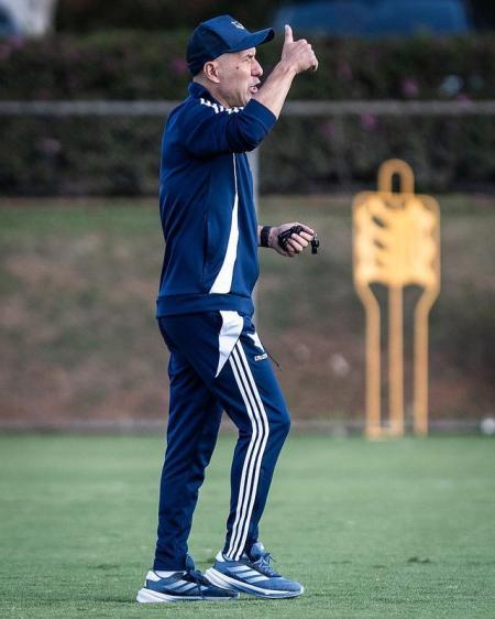 Leonardo Jardim comanda o Cruzeiro no último jogo da equioe na Sul-Americana 2025