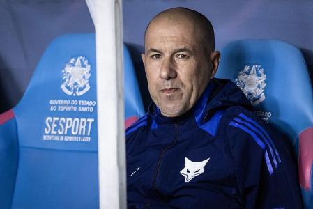 Leonardo Jardim, técnico do Cruzeiro, analisou resultado contra o Defensa y Justicia