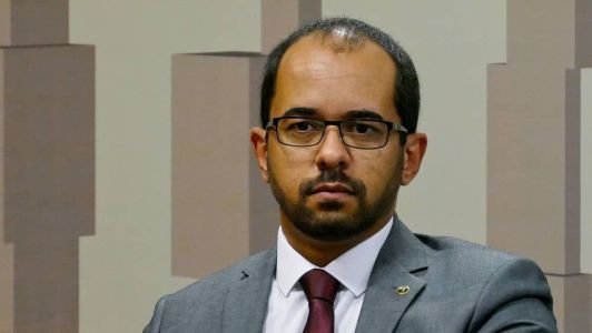 Leonardo Magalhães é defensor público federal há 15 anos