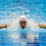 Quem é o francês que superou Michael Phelps e será estrela de Paris 2024