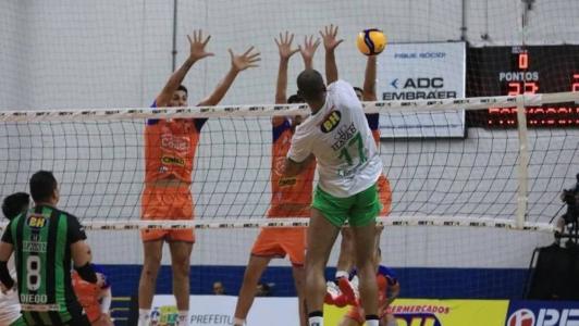 Leozão jogou bem, mas América acabou derrotado por 3 a 2