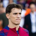 Deco diz que Barcelona não vai ao mercado por substituto de Gavi 