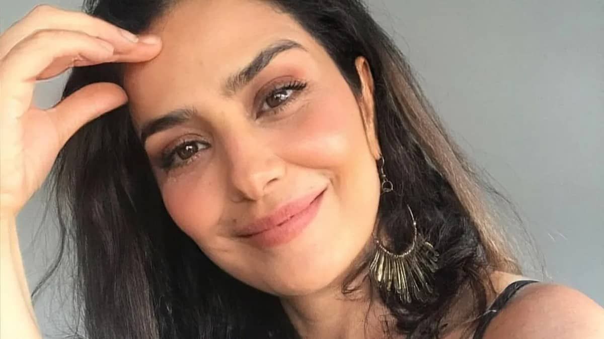 Leticia Sabatella revela ter 'se rendido' à lipoaspiração aos 52 anos