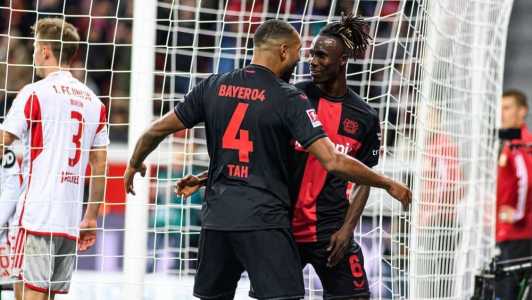 Leverkusen voltou a ultrapassar Bayern e retomou a liderança