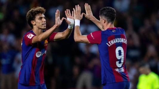 Lewa brilhou e marcou duas vezes em virada do Barcelona