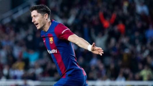 Lewandowski brilhou em vitória do Barcelona em casa