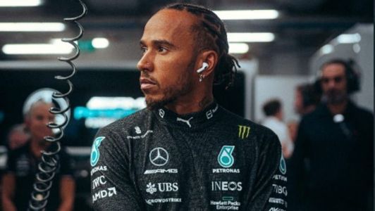 Lewis Hamilton pretende renovar com a Mercedes na próxima temporada da F1