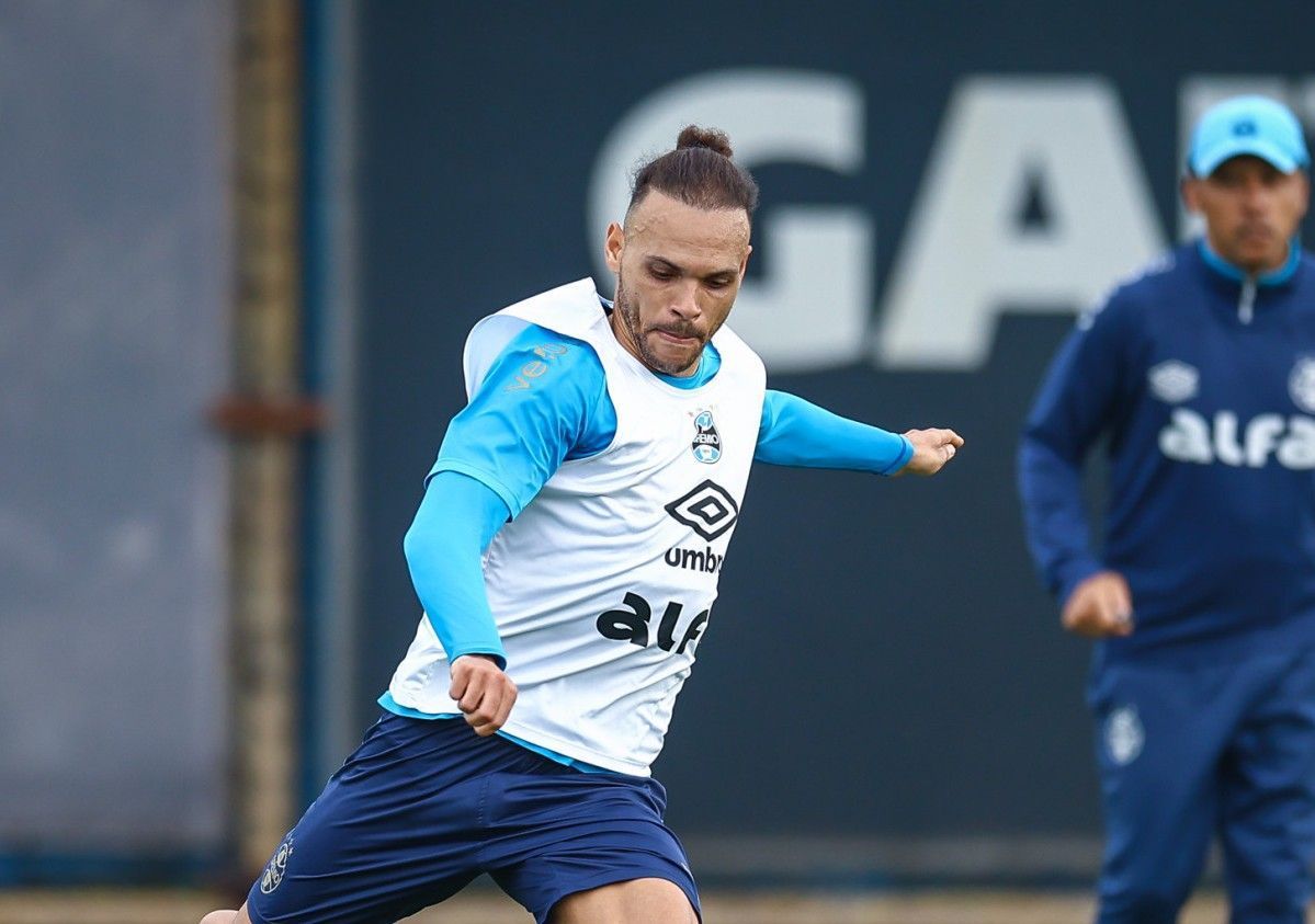 Grêmio tem desfalques e retorno importante para enfrentar o Ceará