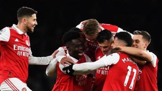 Líder da Premier League, Arsenal é destaque nas transmissões deste sábado (4)
