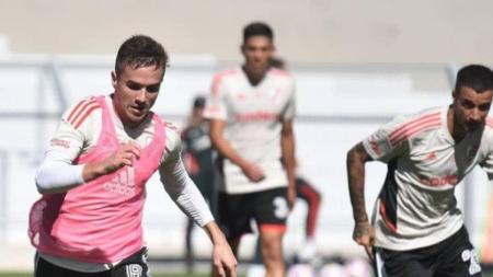 Líder da primeira fase do Argentino, River Plate entra em campo neste domingo (23)