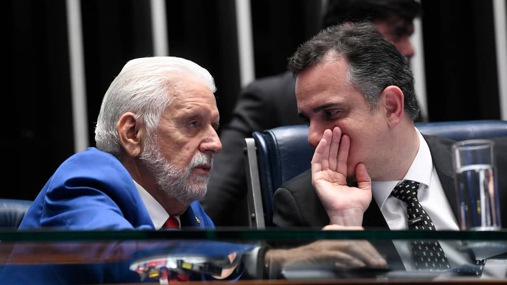 Base de Lula ajudou na aprovação de PEC que limita decisões no STF