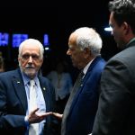 Senado aprova novo DPVAT e libera R$ 15 bilhões em crédito para o governo no Orçamento 2024