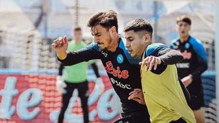 Líder isolado no Italiano, Napoli é destaque na programação de jogos neste domingo (23)