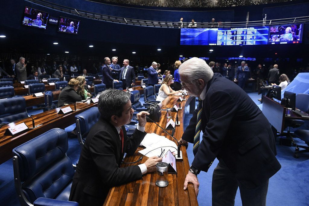 Lula intervém após sessão do Congresso e passará a se reunir semanalmente com núcleo político do Planalto