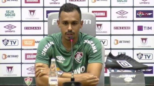 Lima deve ser titular mais uma vez pelo Fluminense