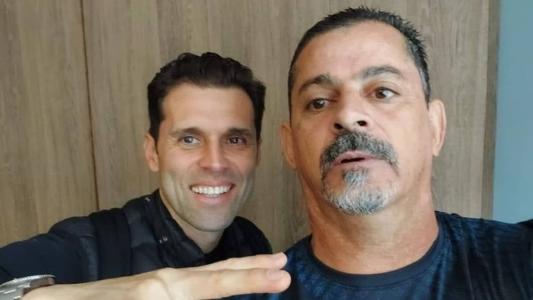 Lincoln e Valdir em 16 de julho, quando ex-craques protagonizaram o Lendas do Galo na Arena MRV