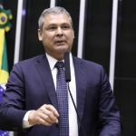Deputado do PT pede investigação sobre suposto financiamento de Vorcaro à família Bolsonaro