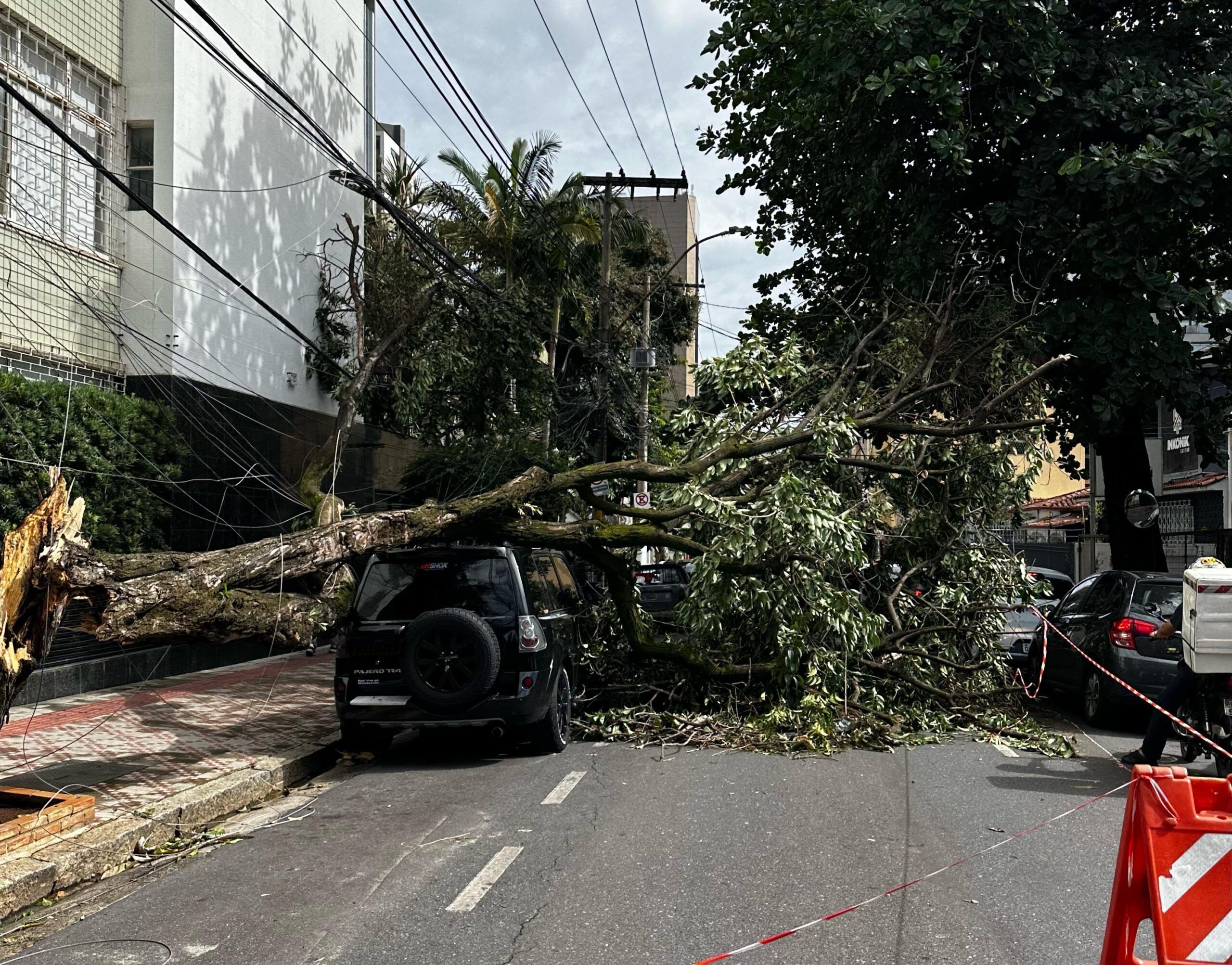 Por que choveu tanto em BH?