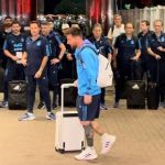 Com gritos de 'campeão', Argentina chega ao Rio para jogo com o Brasil
