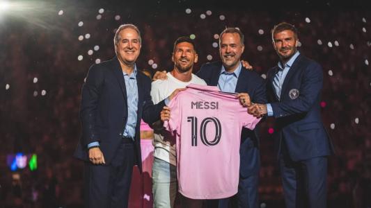 Lionel Messi foi apresentado pelo Inter Miami neste domingo