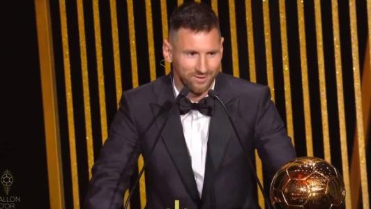 Lionel Messi venceu a Bola de Ouro pela oitava vez na carreira