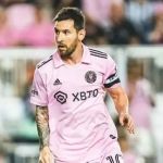 Após rumores de empréstimo, jornalista crava escolha de Messi