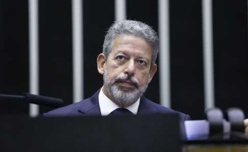 Governo não tem votos nem para aprovar urgência das medidas fiscais, diz Lira | CNN Brasil