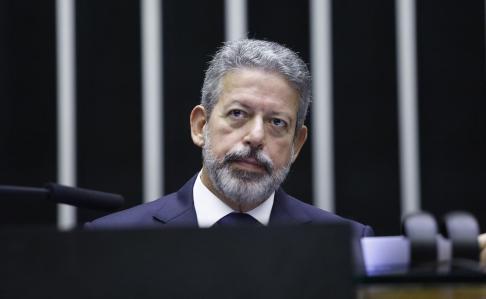 Governo não tem votos nem para aprovar urgência das medidas fiscais, diz Lira | CNN Brasil