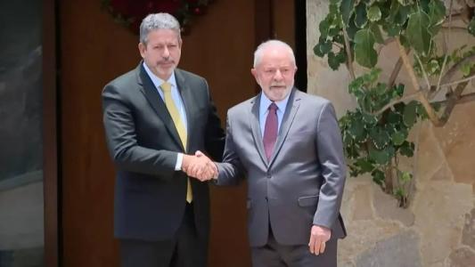 Lira recebeu Lula, em novembro do ano passado, para uma reunião em sua residência oficial