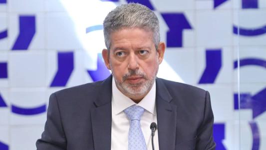 Lira vai se reunir com líderes partidários já no início da semana parlamentar