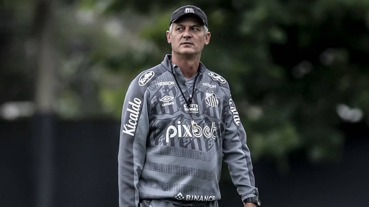 Athletic faz sondagem a Lisca para projeto na Série D do Brasileiro