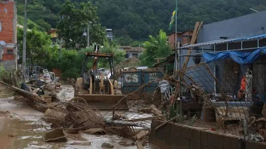 Litoral de São Paulo foi castigado pelas chuvas em fevereiro