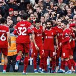 Salah faz dois, e Liverpool bate Everton em clássico pela Premier League
