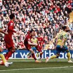 Liverpool bate Nottingham Forest esquenta briga por vaga europeia