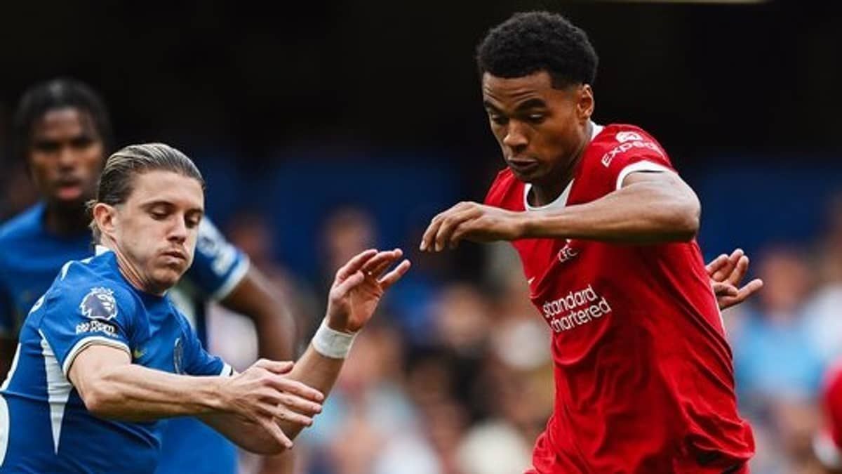 Liverpool e Chelsea empatam na rodada de abertura da Premier League