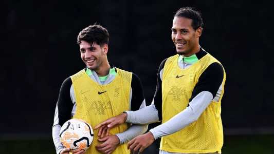 Liverpool e Everton se enfrentam na Premier League