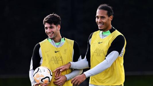 Liverpool e Everton se enfrentam na Premier League