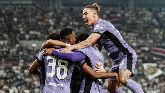 Liverpool vence LASK pela Liga Europa