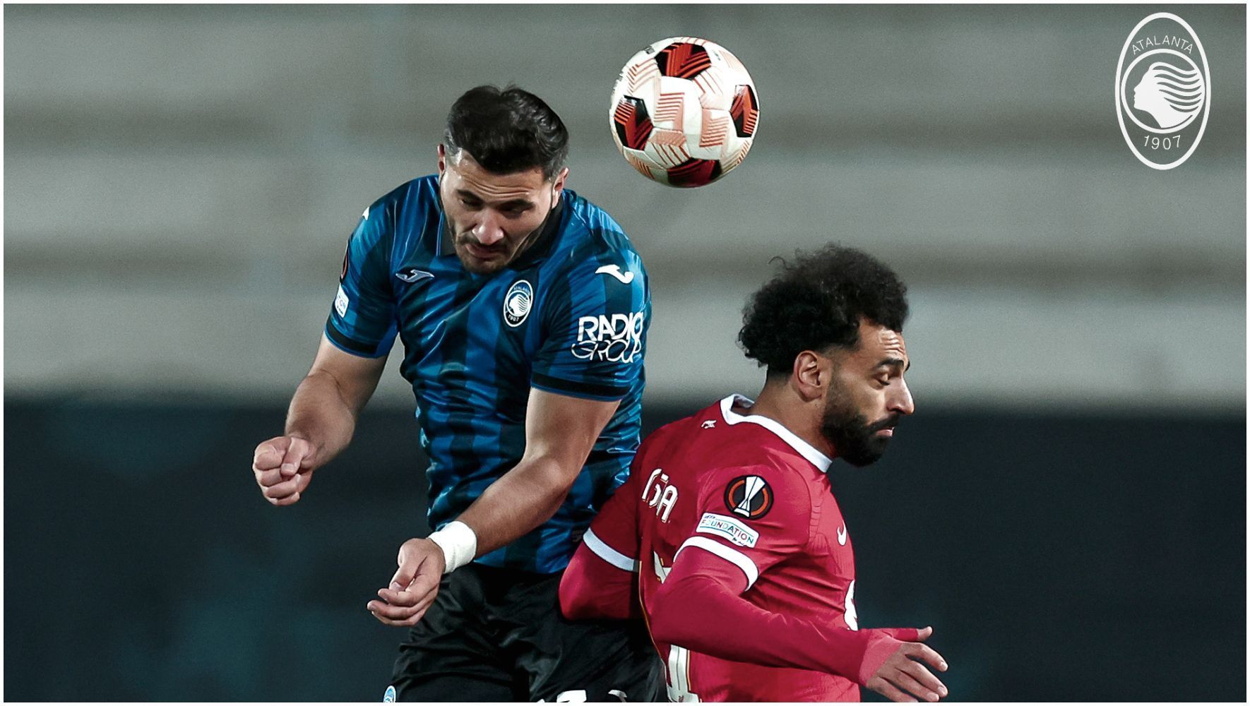 Liverpool vence, mas acaba eliminado na Liga Europa; Atalanta vai à semifinal
