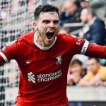 Liverpool vira sobre o Wolverhampton e se torna líder provisório da Premier League