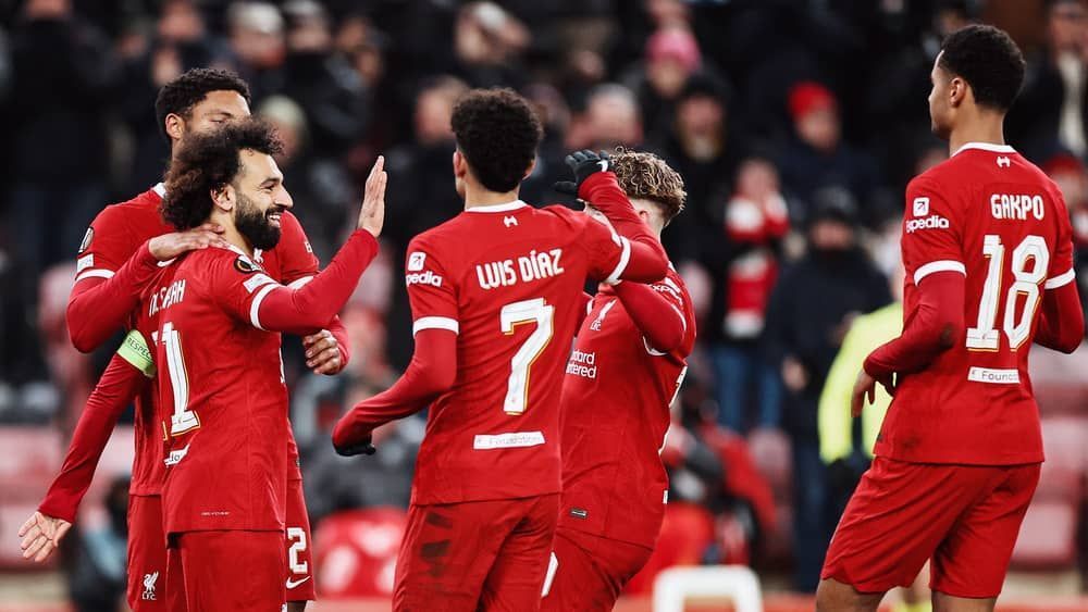 Liverpool goleia LASK e garante vaga nas oitavas da Liga Europa