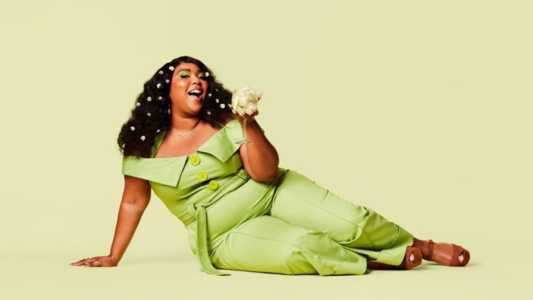 Lizzo: o som da positividade e o estilo que reflete autoestima