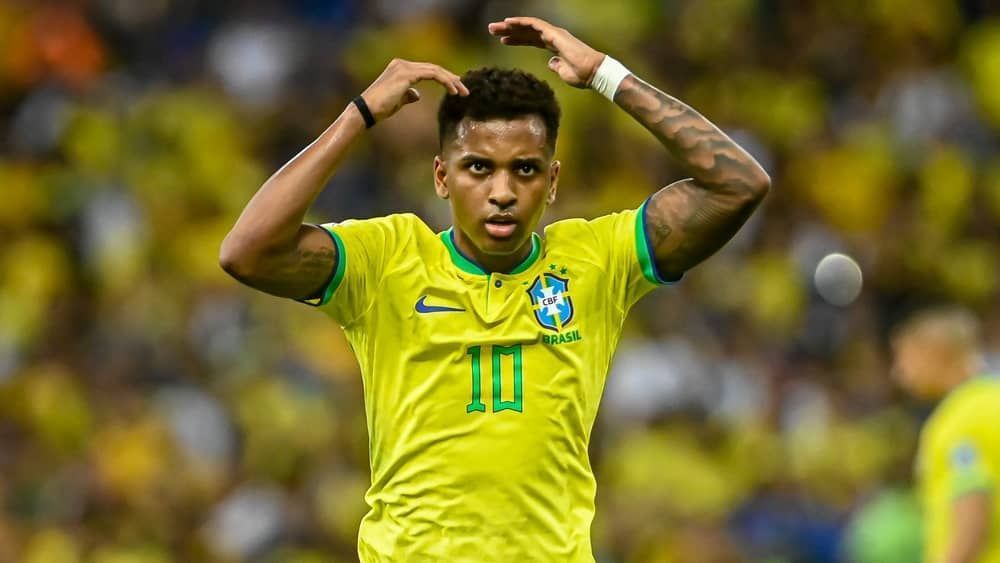 Ex-PSG detona Messi após confusão com Rodrygo: 'São os primeiros a atacar'