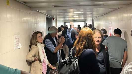 Local onde passageiros foram abrigados após alarme nesta manhã (7)