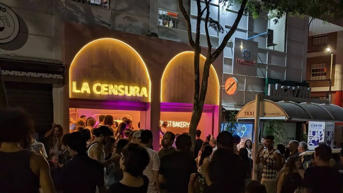 Creperia que vende alimentos com formato de órgãos sexuais muda nome para 'La Censura'