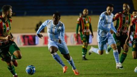 Londrina venceu o Sampaio Corrêa por 1 a 0 em partida da Série B
